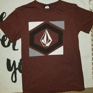 Boys volcom shirt